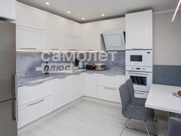 Продается 3-комнатная квартира Молодежный пр-кт, 60.5  м², 8750000 рублей