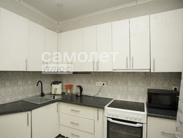 Продается 3-комнатная квартира Патриотов ул, 75.8 м², 6950000 рублей