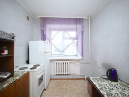 Продается 3-комнатная квартира Шахтеров пр-кт, 58.5 м², 3399000 рублей