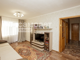 Продается 3-комнатная квартира Строителей б-р, 60.3  м&sup2;, 6990000 рублей