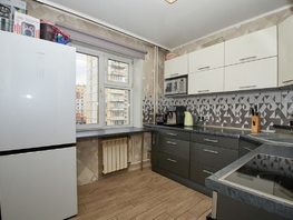 Продается 3-комнатная квартира Братьев Сизых  ул, 69.3  м&sup2;, 6300000 рублей