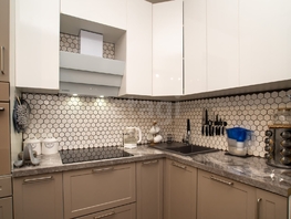 Продается 3-комнатная квартира Петухова ул, 71.5 м², 6600000 рублей