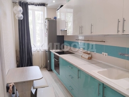Продается 2-комнатная квартира Дзержинского пр-кт, 55.2 м², 6900000 рублей