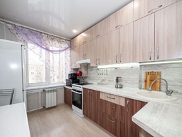 Продается 3-комнатная квартира Объединения ул, 59.5 м², 6050000 рублей