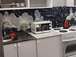 Снять однокомнатную квартиру Серафимовича ул, 46 м², 28000 рублей