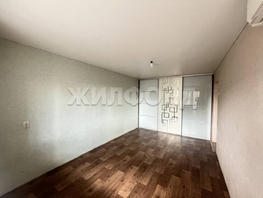 Продается 1-комнатная квартира Серафимовича ул, 28 м², 3800000 рублей