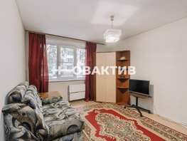 Продается 1-комнатная квартира Новоуральская ул, 30.1 м², 2700000 рублей