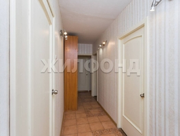 Продается 4-комнатная квартира Дуси Ковальчук ул, 74.2  м², 7800000 рублей