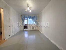 Продается 1-комнатная квартира Ударная ул, 30.2 м², 2900000 рублей