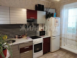 Продается 1-комнатная квартира В. Высоцкого ул, 32.3  м², 4000000 рублей