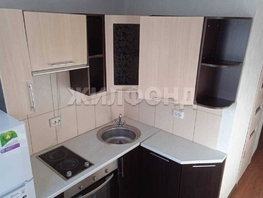 Продается 1-комнатная квартира Полтавская ул, 29.8  м&sup2;, 3700000 рублей