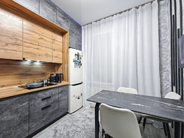 Продается 2-комнатная квартира Учительская ул, 62.1  м&sup2;, 6300000 рублей