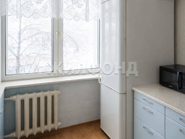 Продается 3-комнатная квартира Кошурникова ул, 60.7  м&sup2;, 6300000 рублей