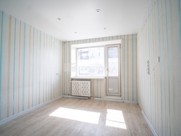 Продается 3-комнатная квартира Учительская ул, 51.1  м&sup2;, 5950000 рублей
