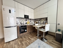 Продается 3-комнатная квартира Дмитрия Шмонина ул, 60  м&sup2;, 6150000 рублей