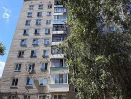 Продается 3-комнатная квартира Бориса Богаткова ул, 59.5  м&sup2;, 6545000 рублей
