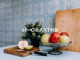 Продается 3-комнатная квартира Бориса Богаткова ул, 59.4  м², 6200000 рублей