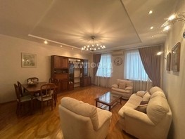 Продается 4-комнатная квартира Толстого ул, 135.6  м², 23000000 рублей