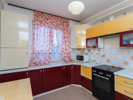 Продается 3-комнатная квартира В. Высоцкого ул, 76.8  м², 6000000 рублей