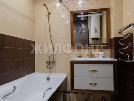 Продается 2-комнатная квартира Залесского ул, 71.8 м², 10800000 рублей
