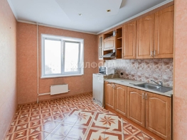 Продается 3-комнатная квартира 2-й (4 мкр.) кв-л, 63.7  м², 6200000 рублей