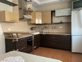 Продается 2-комнатная квартира Арнольда Нейбута ул, 72  м², 34000 рублей