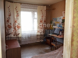 Продается 4-комнатная квартира Омская ул, 79.7  м², 8000000 рублей