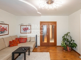 Продается 2-комнатная квартира Омская ул, 69.4  м², 10000000 рублей