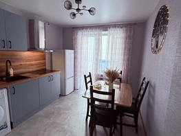 Снять однокомнатную квартиру Комарова проспект, 40  м&sup2;, 2800 рублей