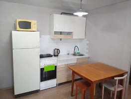 Снять трехкомнатную квартиру Первомайская ул, 63  м&sup2;, 1800 рублей