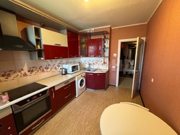 Продается 2-комнатная квартира Урожайный пер, 60.9 м², 6100000 рублей