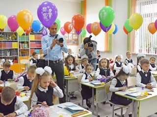 Новая школа в «Родниках» открылась на улице Тюленина