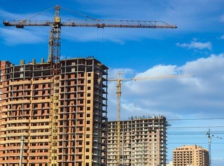 Ввод жилья в Омской области за первый квартал 2021-го снизился на треть к прошлому году
