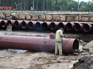 На развязке с железной дорогой Тайга – Томск сооружают тоннель под путями
