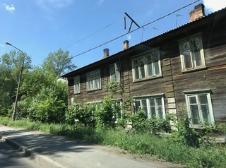 В Омске решили приостановить строительство домов для переселенцев из аварийного жилья