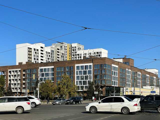 Новостройка Локомотив, подъезд 11, 12
