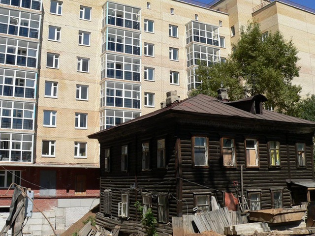 1740 человек переселят из ветхих домов в Красноярском крае за 2019-2020 годы 