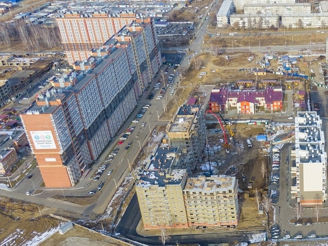 В Ново-Ленино в новом комплексе сдали дом на три блок-секции