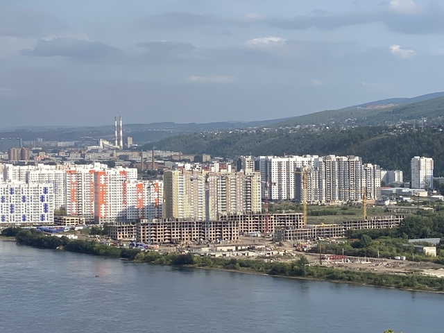 В Красноярске предложили пока сдержанно подходить к выдаче разрешений на строительство в зоне подтопления